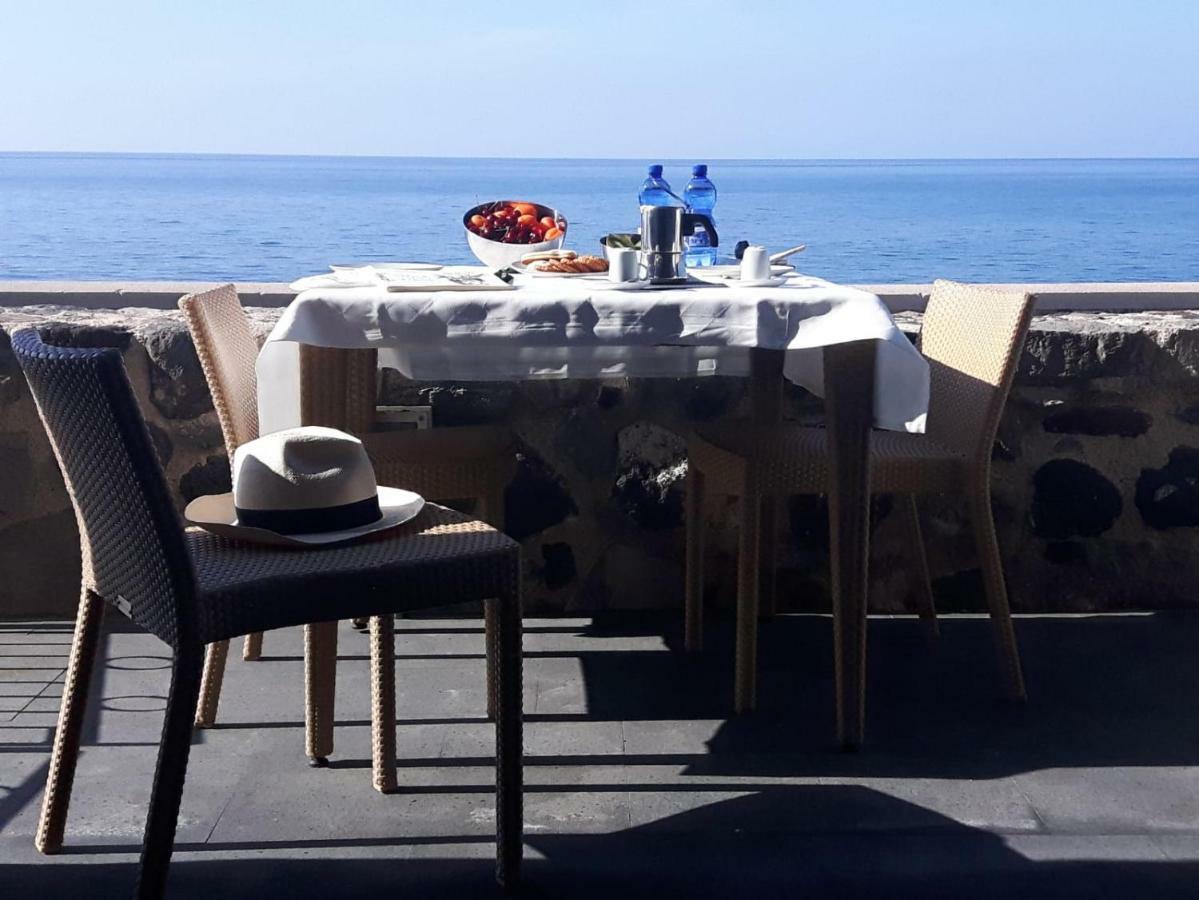 Nerossidiana Sul Mare Di Lipari Apartment Exterior photo